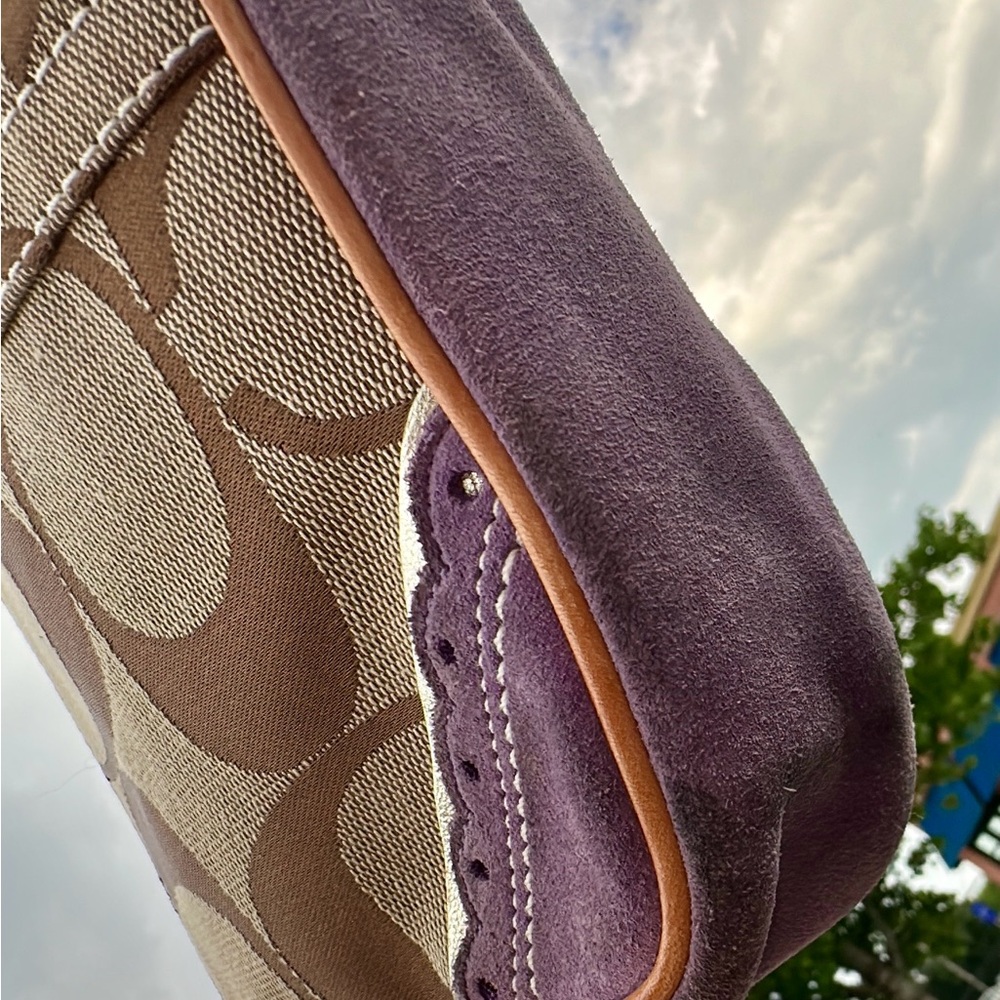 Coach Limited Edition Fish Appliqué Suede/Canvas Demi Bag H05Q-1491 - Picture 4 of 7